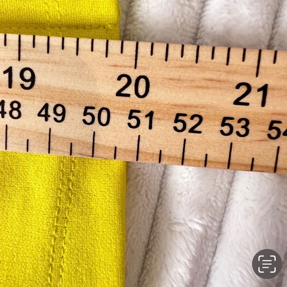 # A088  FT INC  Vintage Yellow Polka Dot Mesh Overlay Top  V-Neck NWT L - Picture 6 of 9